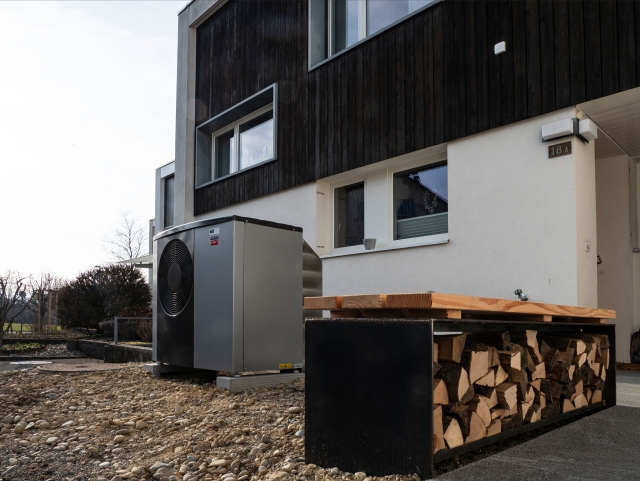 Ersatz einer Elektrospeicherheizung durch eine Luft/Wasser-W&auml;rmepumpe