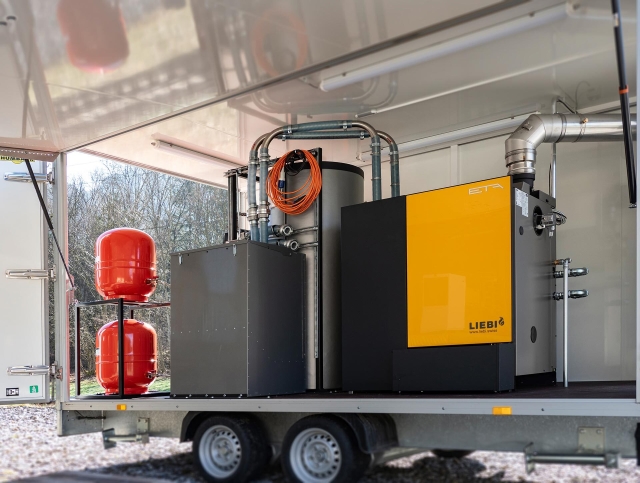 Mobile Heizzentrale mit einer Pelletsanlage 