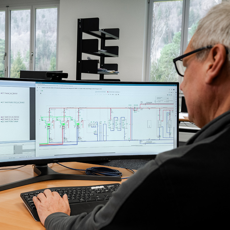 Vom Servicetechniker zum versierten Programmiere